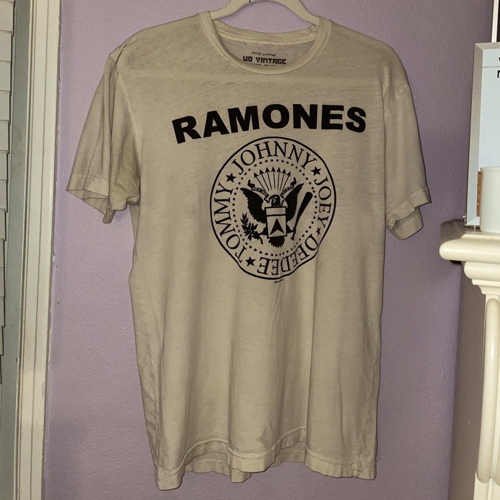 COPY - Ramones Graphic Tee